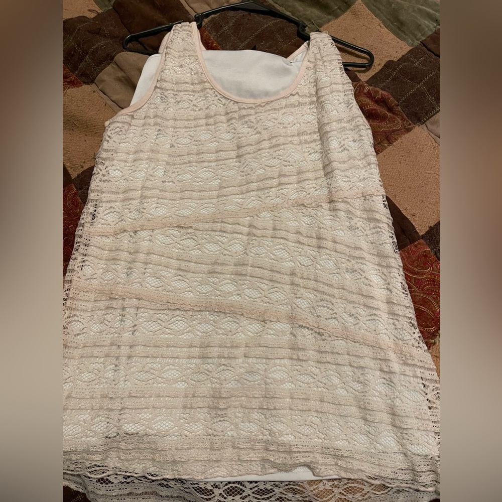 Light pink lace overlay tank top XL